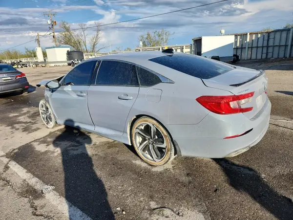 1HGCV1F38MA010668 2021 HONDA ACCORD - Image 2