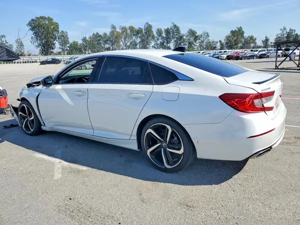 1HGCV1F38MA045503 2021 HONDA ACCORD - Image 2