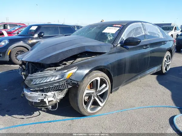1HGCV1F38MA076718 2021 HONDA ACCORD - Image 2