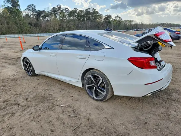1HGCV1F38NA001812 2022 HONDA ACCORD - Image 2