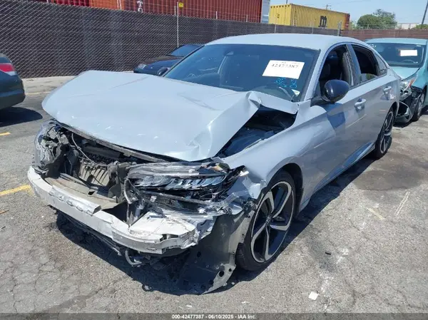 1HGCV1F38NA020649 2022 HONDA ACCORD - Image 2