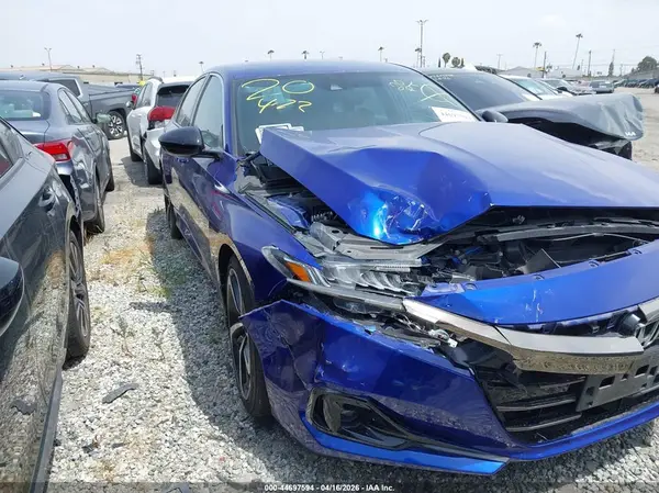 1HGCV1F38NA055207 2022 HONDA ACCORD - Image 1
