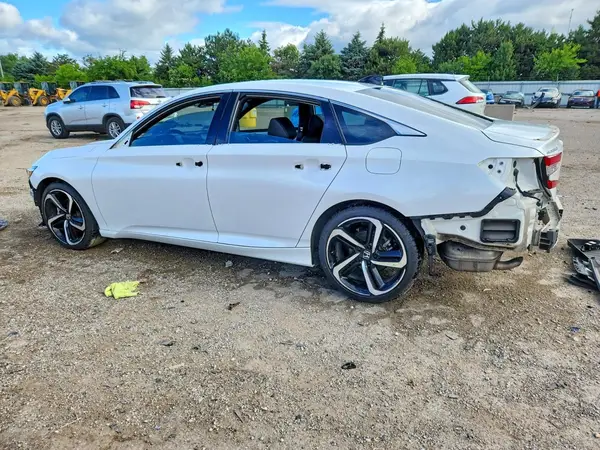 1HGCV1F38NA068183 2022 HONDA ACCORD - Image 2