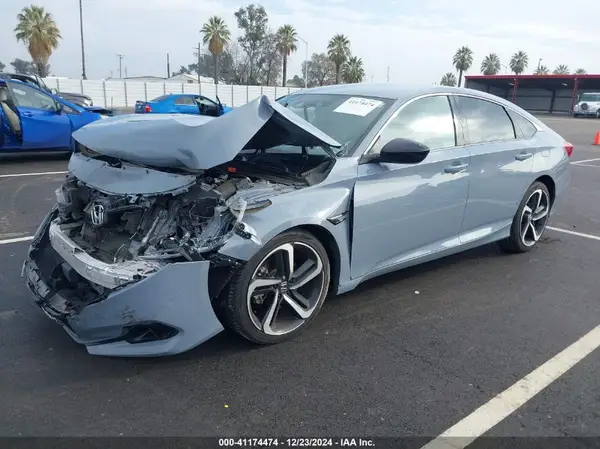 1HGCV1F38NA075358 2022 HONDA ACCORD - Image 2