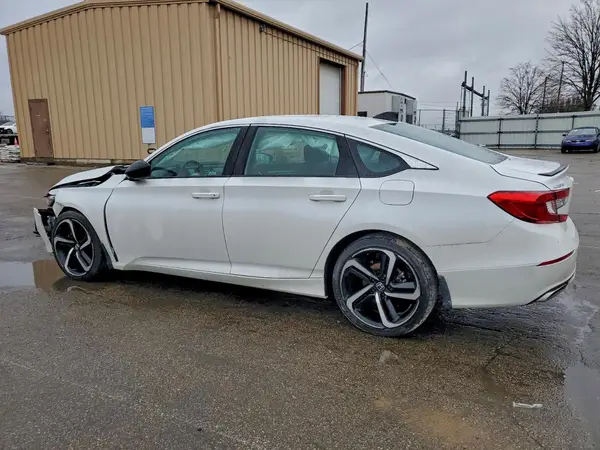 1HGCV1F38NA078132 2022 HONDA ACCORD - Image 2
