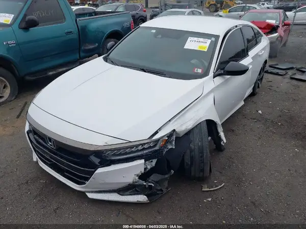 1HGCV1F38NA082987 2022 HONDA ACCORD - Image 2