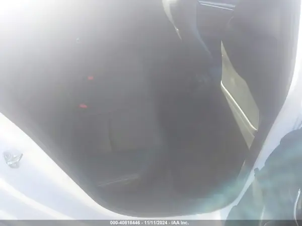 1HGCV1F38NA086120 2022 HONDA ACCORD - Image 8