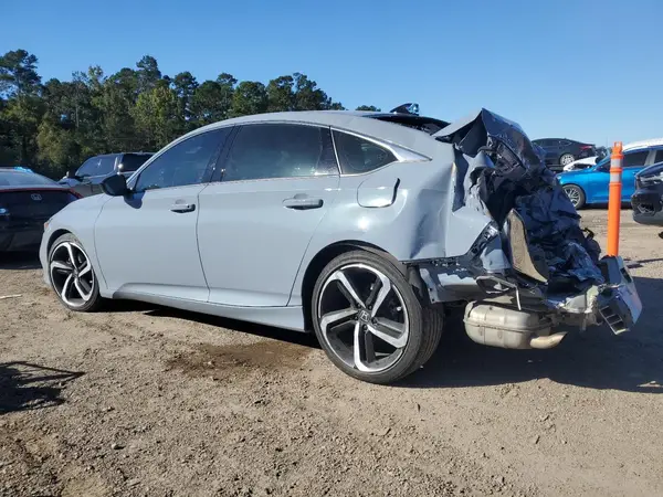 1HGCV1F38NA088689 2022 HONDA ACCORD - Image 2