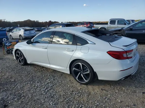 1HGCV1F38NA115597 2022 HONDA ACCORD - Image 2