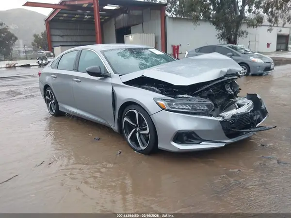 1HGCV1F38NA123909 2022 HONDA ACCORD - Image 1