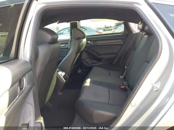 1HGCV1F38NA123988 2022 HONDA ACCORD - Image 8