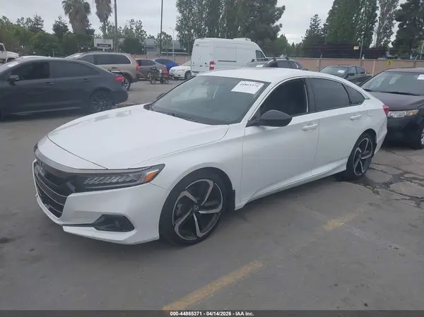 1HGCV1F38NA124154 2022 HONDA ACCORD - Image 2