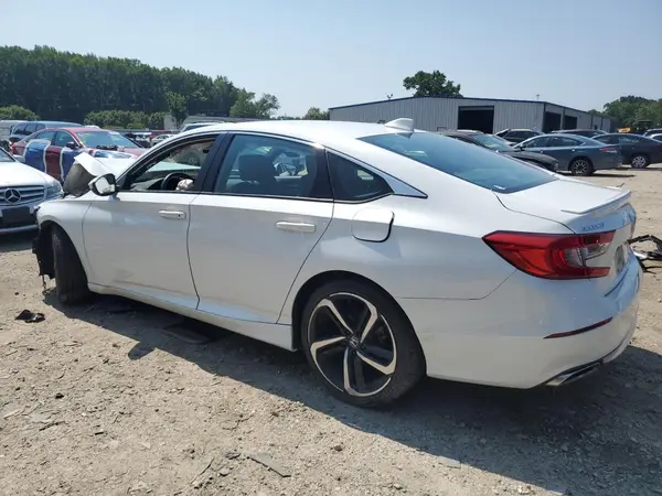 1HGCV1F39JA001067 2018 HONDA ACCORD - Image 2
