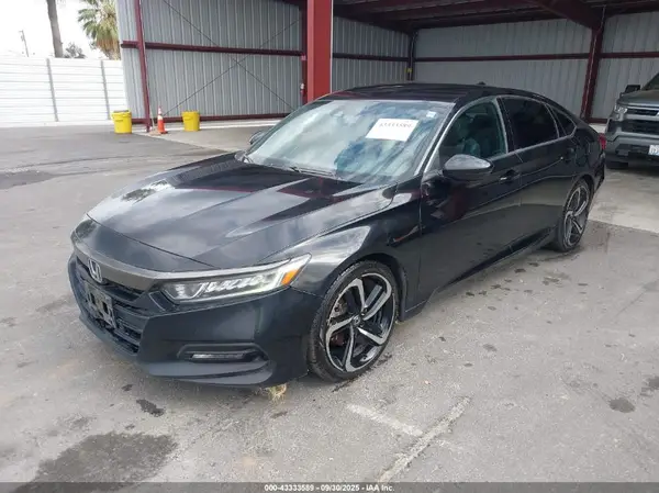 1HGCV1F39JA007662 2018 HONDA ACCORD - Image 2