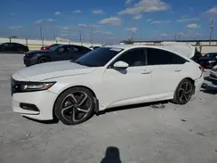 1HGCV1F39JA027815 2018 HONDA ACCORD