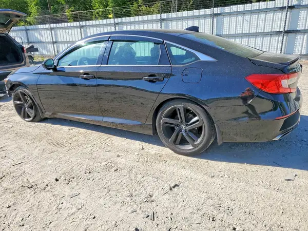 1HGCV1F39JA039270 2018 HONDA ACCORD - Image 2