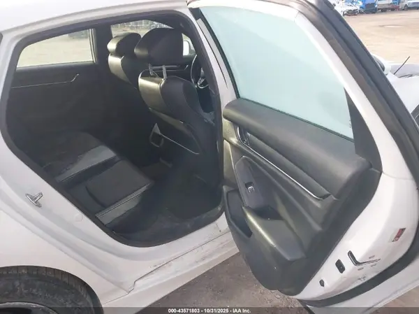 1HGCV1F39JA039348 2018 HONDA ACCORD - Image 8