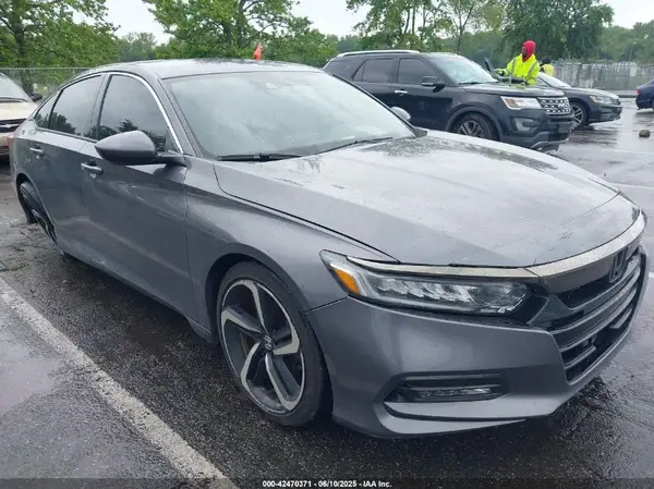 1HGCV1F39JA044730 2018 HONDA ACCORD - Image 1