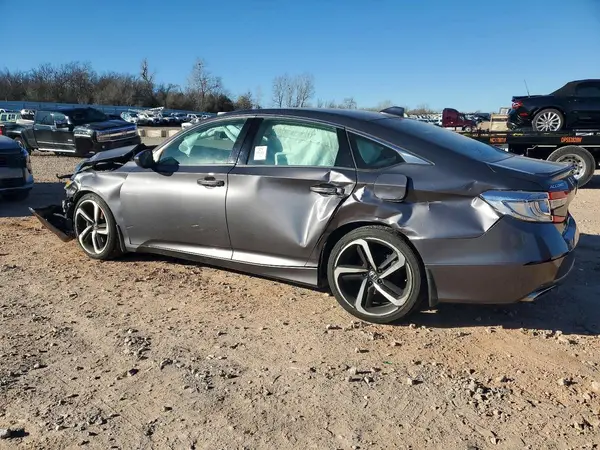 1HGCV1F39JA050365 2018 HONDA ACCORD - Image 2