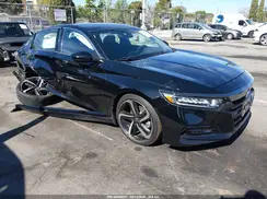 1HGCV1F39JA054903 2018 HONDA ACCORD