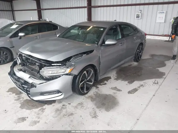 1HGCV1F39JA056439 2018 HONDA ACCORD - Image 2