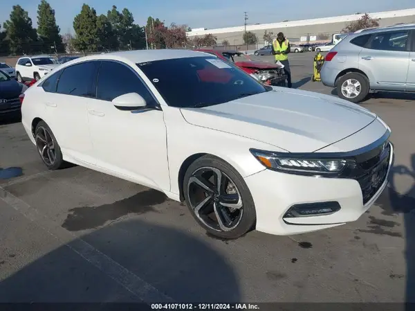 1HGCV1F39JA058837 2018 HONDA ACCORD - Image 1