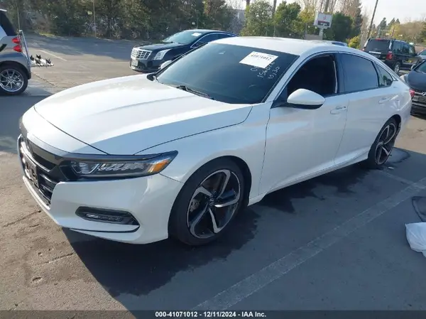 1HGCV1F39JA058837 2018 HONDA ACCORD - Image 2