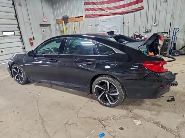 1HGCV1F39JA060703 2018 HONDA ACCORD - Image 2