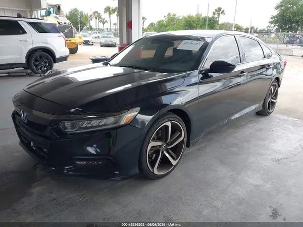 1HGCV1F39JA068090 2018 HONDA ACCORD - Image 2