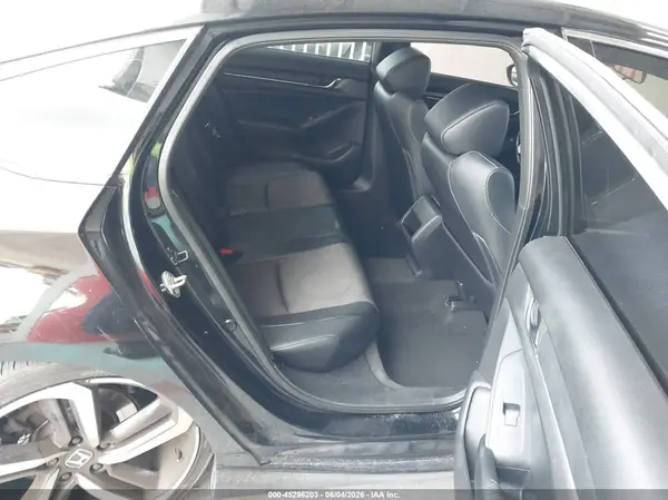 1HGCV1F39JA068090 2018 HONDA ACCORD - Image 8