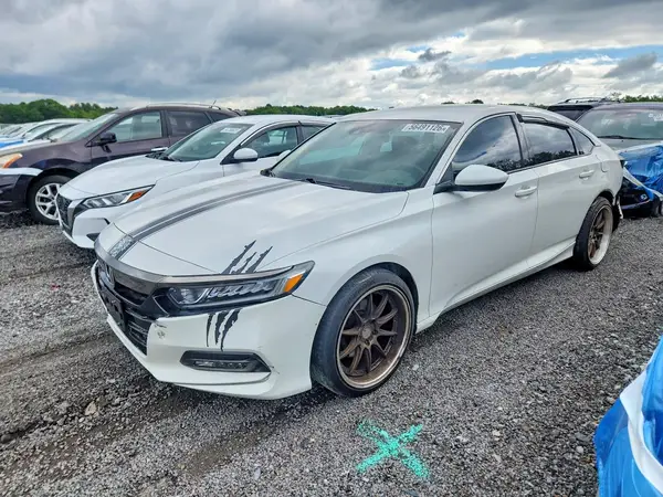 1HGCV1F39JA077128 2018 HONDA ACCORD - Image 1
