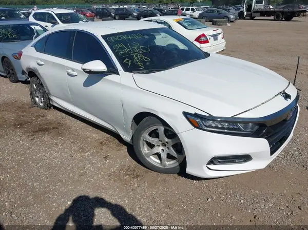 1HGCV1F39JA080675 2018 HONDA ACCORD - Image 1