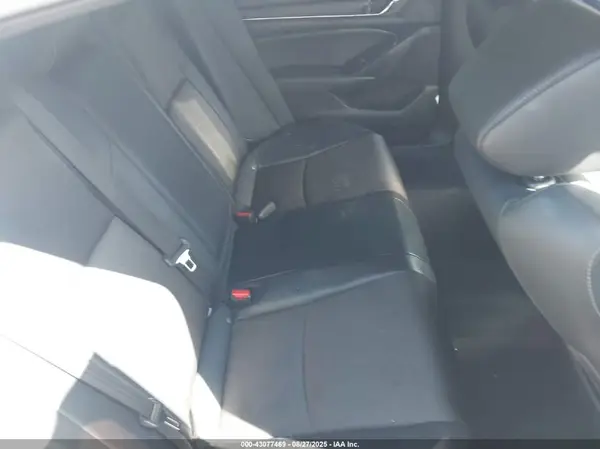 1HGCV1F39JA080675 2018 HONDA ACCORD - Image 8