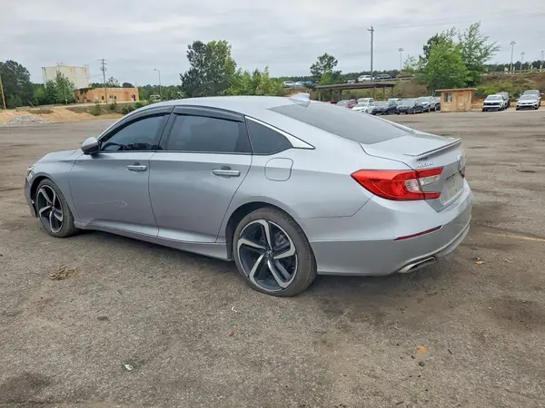 1HGCV1F39JA097329 2018 HONDA ACCORD - Image 2