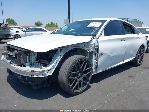 1HGCV1F39JA097394 2018 HONDA ACCORD - Image 2