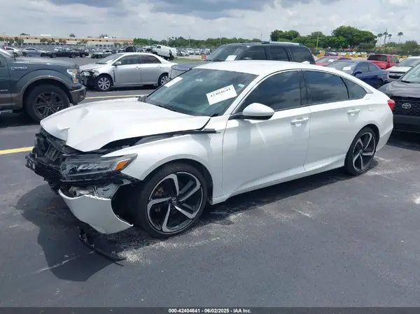 1HGCV1F39JA099775 2018 HONDA ACCORD - Image 2