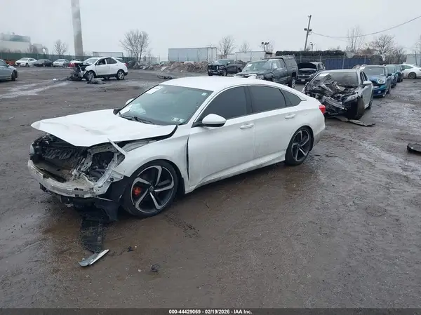 1HGCV1F39JA115098 2018 HONDA ACCORD - Image 2