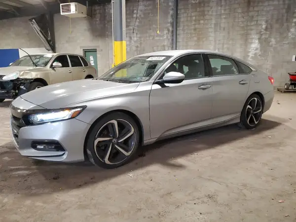 1HGCV1F39JA118633 2018 HONDA ACCORD - Image 1