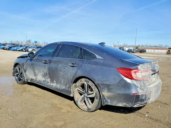 1HGCV1F39JA135321 2018 HONDA ACCORD - Image 2