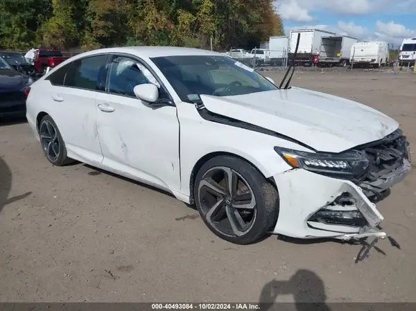 1HGCV1F39JA137182 2018 HONDA ACCORD - Image 1