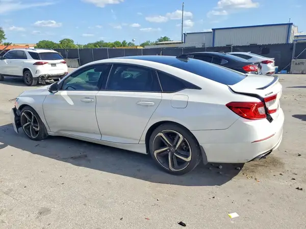 1HGCV1F39JA141233 2018 HONDA ACCORD - Image 2
