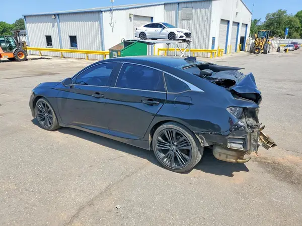 1HGCV1F39JA142947 2018 HONDA ACCORD - Image 2