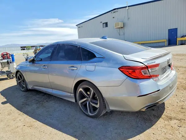 1HGCV1F39JA150725 2018 HONDA ACCORD - Image 2