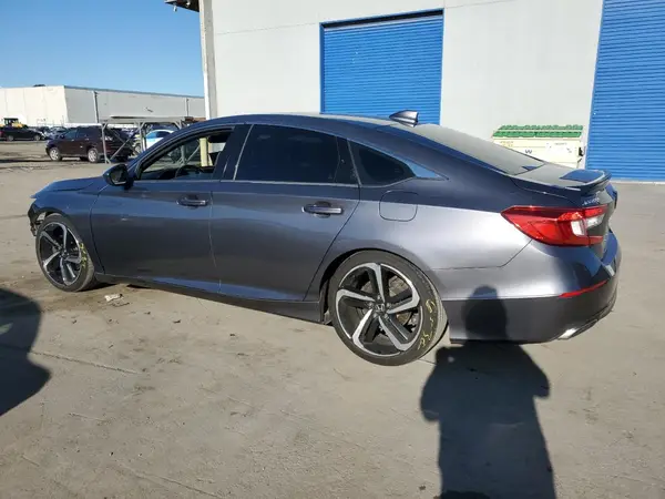 1HGCV1F39JA157819 2018 HONDA ACCORD - Image 2