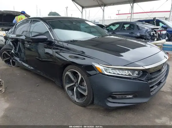 1HGCV1F39JA161627 2018 HONDA ACCORD - Image 1
