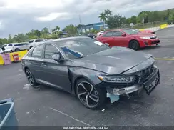 1HGCV1F39JA161806 2018 HONDA ACCORD