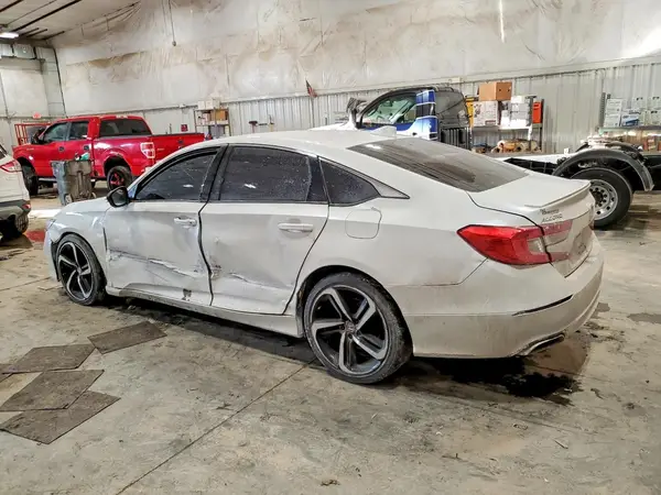1HGCV1F39JA164527 2018 HONDA ACCORD - Image 2