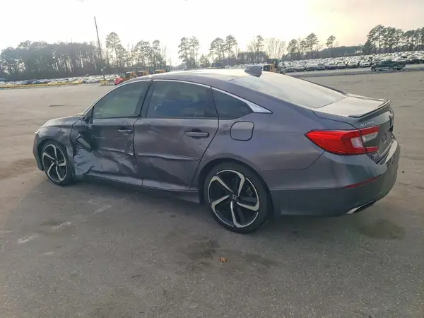 1HGCV1F39JA167010 2018 HONDA ACCORD - Image 2