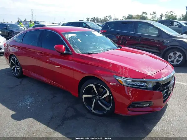 1HGCV1F39JA168075 2018 HONDA ACCORD - Image 1