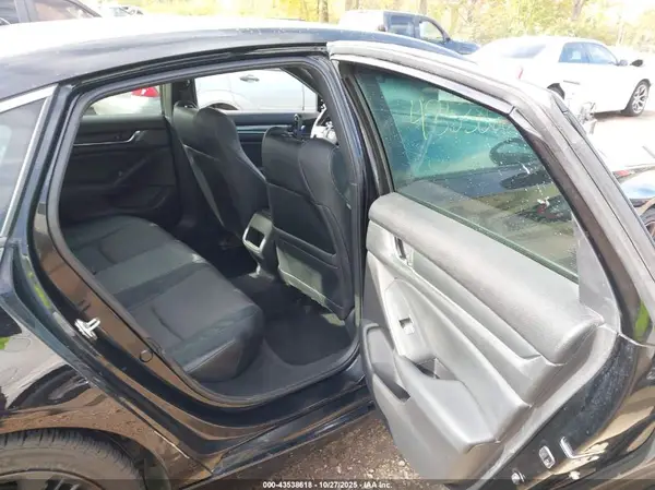 1HGCV1F39JA173406 2018 HONDA ACCORD - Image 8